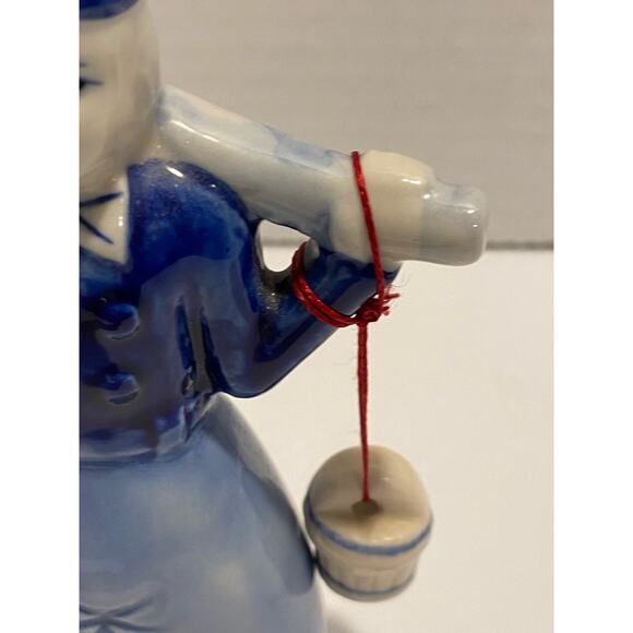 Vintage Figurine of a Dutch lady with two buckets of water, Collectible - Picture 2 of 10